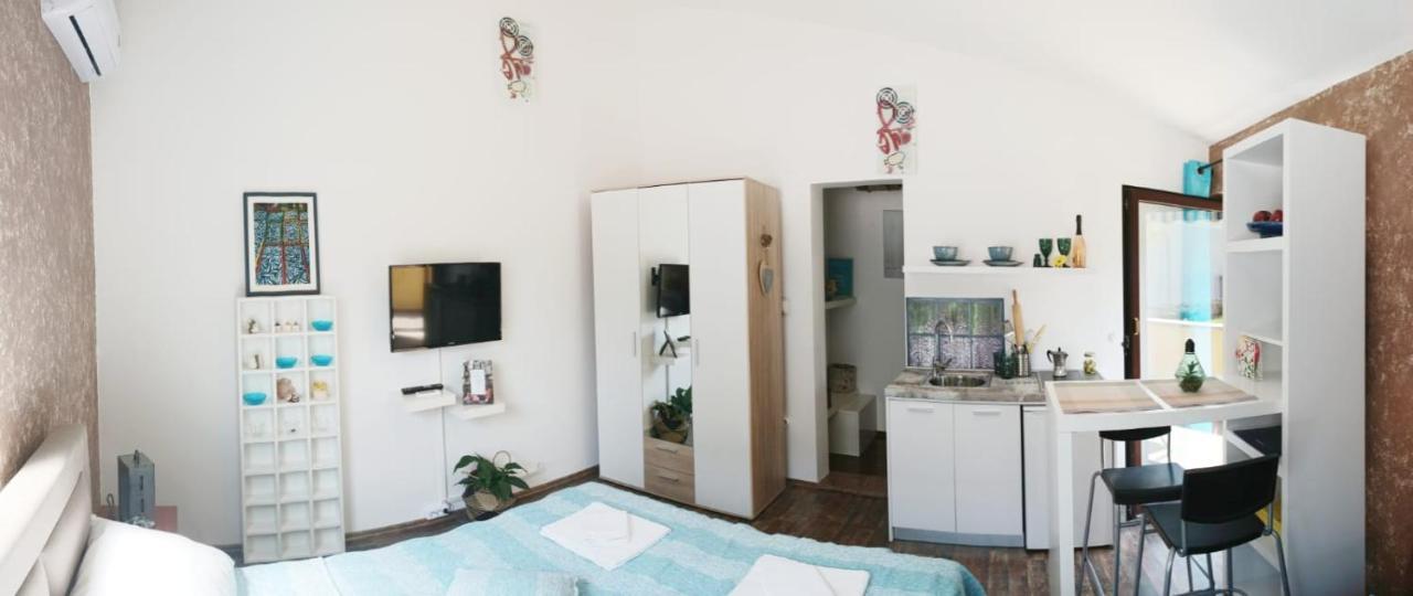Studio Oliva - Free Parking Pula Exterior foto